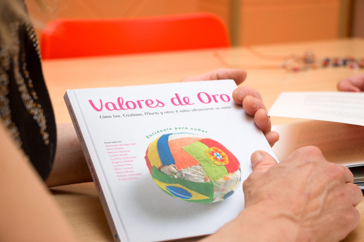 Progreso en idiomas con método probado en Navarrete